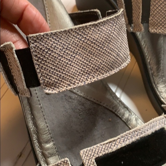 NAOT Treasures Gray Patent wedge Sandal Sz 42. BLW1039 - Picture 4 of 8